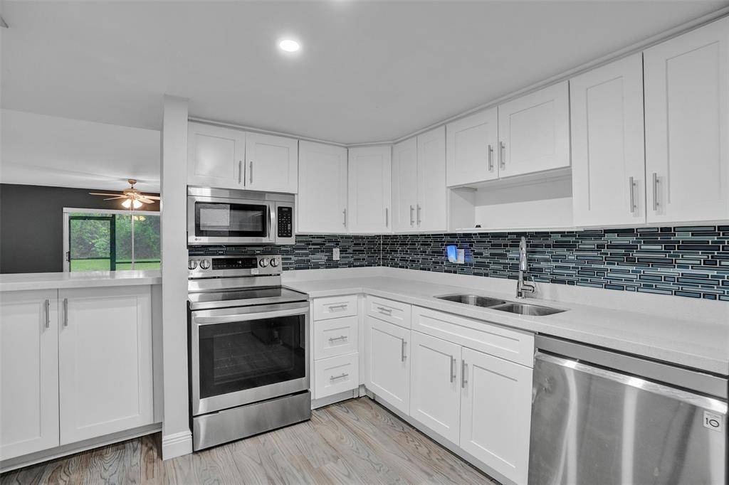 3100 Riverside Dr #109, Coral Springs, FL 33065