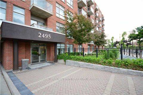 2495 Dundas ST W #310, Toronto W02, ON M6P 1X4
