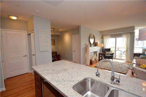 Toronto W02, ON M6P 1X4,2495 Dundas ST W #310