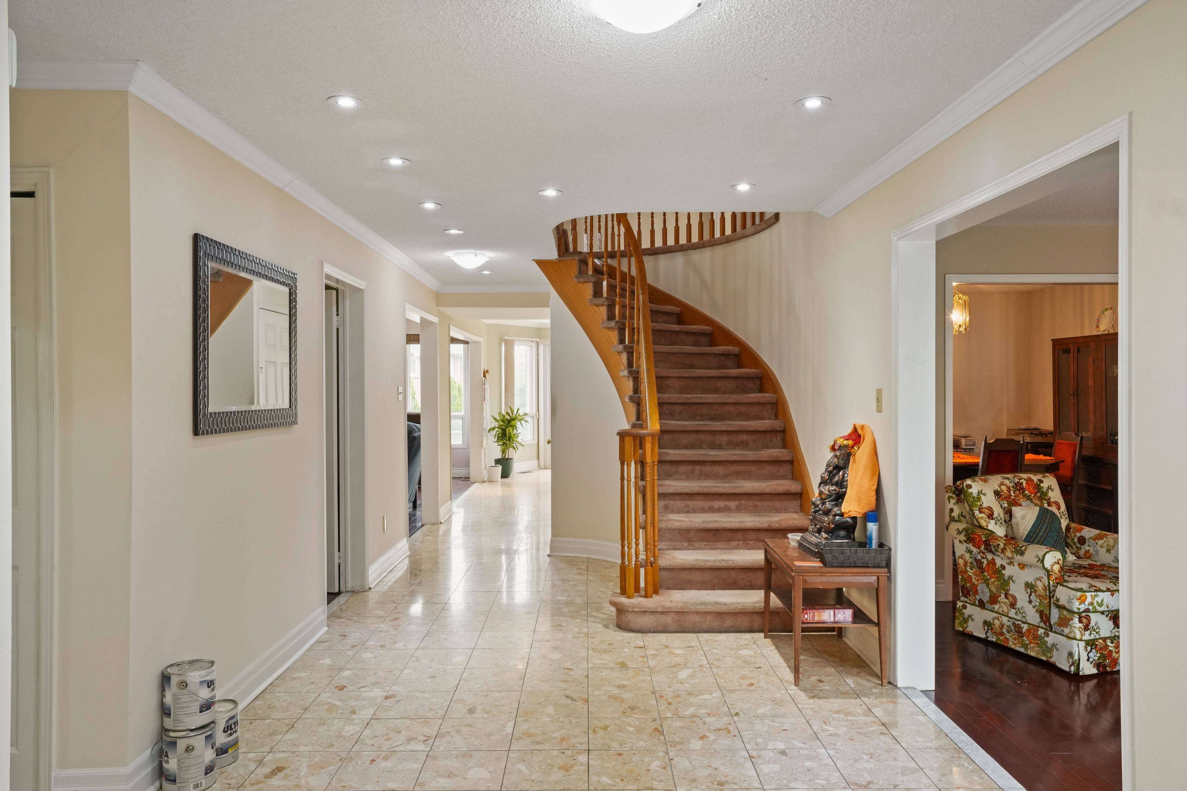 Mississauga, ON L5R 1Z5,4551 Guildwood WAY