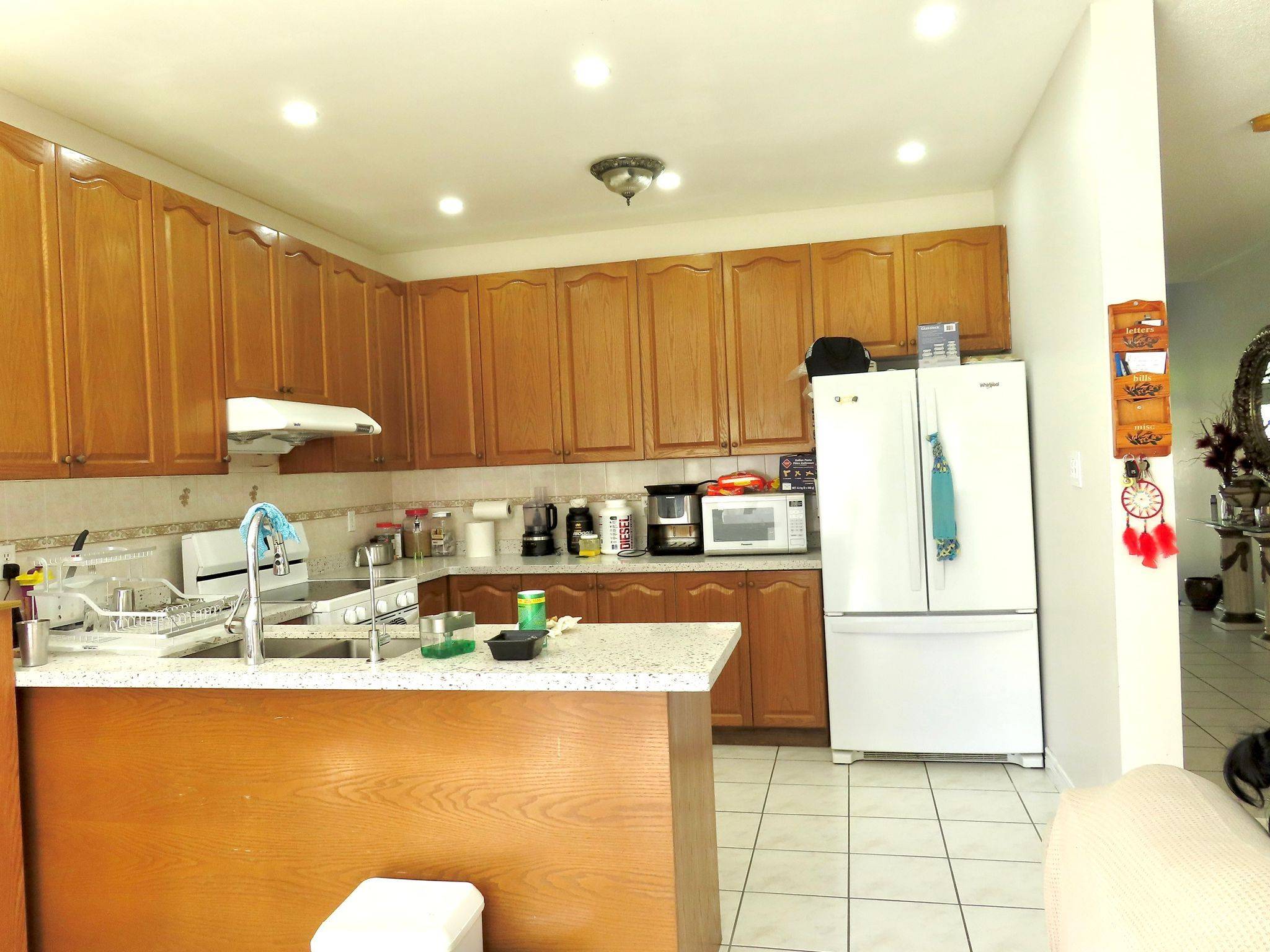 Brampton, ON L6R 2V1,25 Mainard CRES