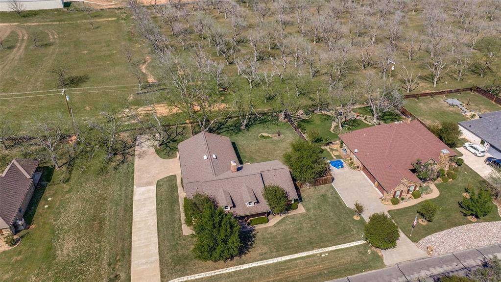 Granbury, TX 76049,9807 Ravenswood Road
