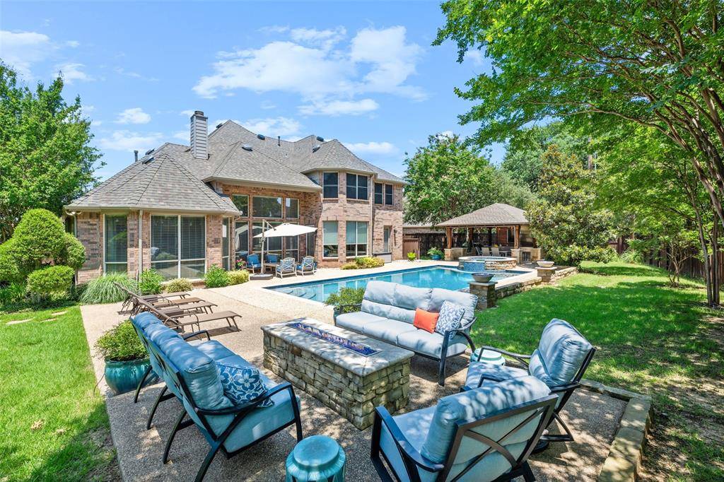 816 Lakeridge Drive, Keller, TX 76248