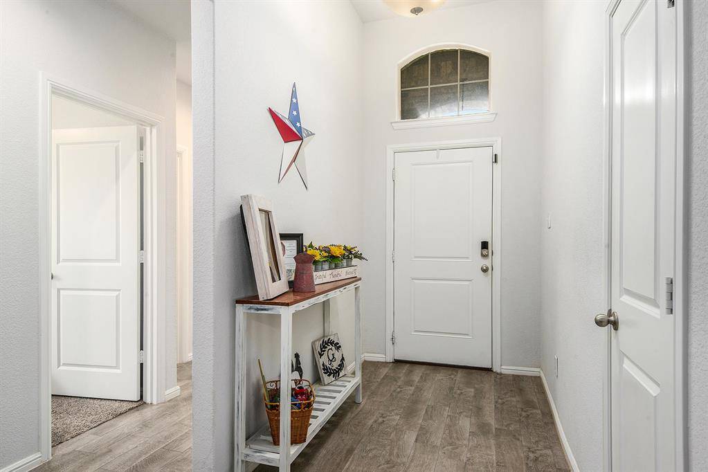 Fort Worth, TX 76131,421 Houndstooth Drive