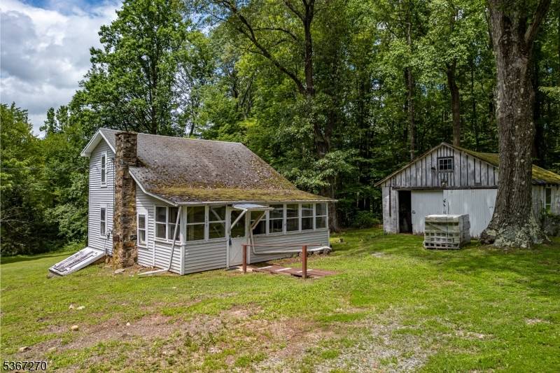 Lebanon Twp., NJ 08826,509 W Hill Rd