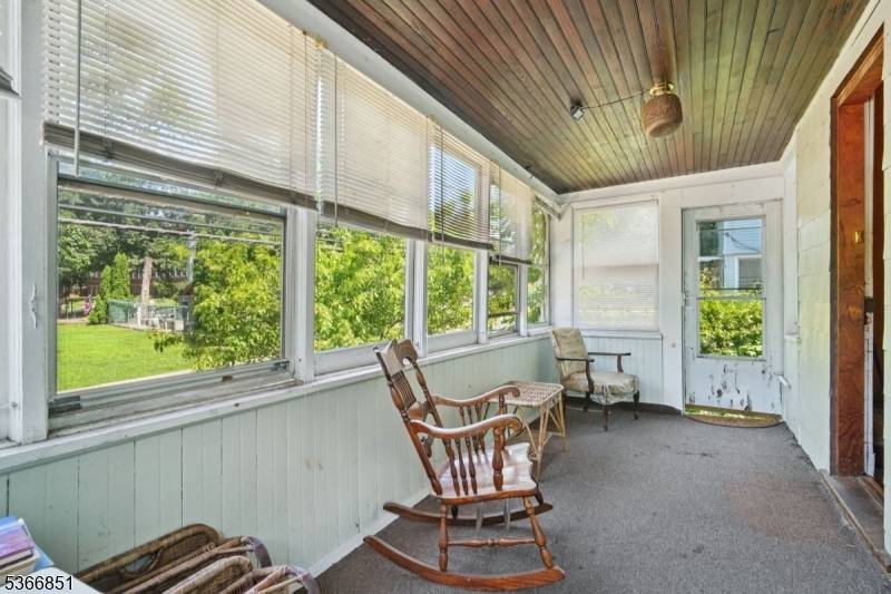 Montclair Twp., NJ 07042,195 N Fullerton Ave