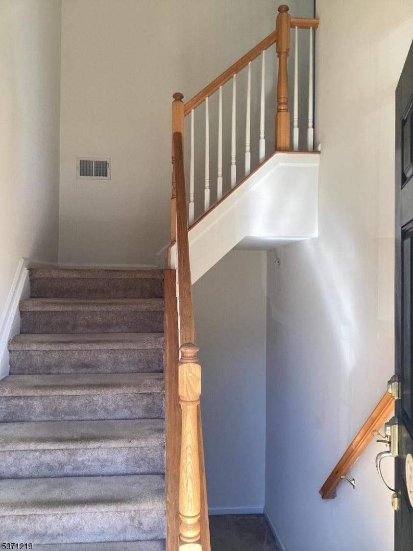 Clifton City, NJ 07013,155 George Russell Way