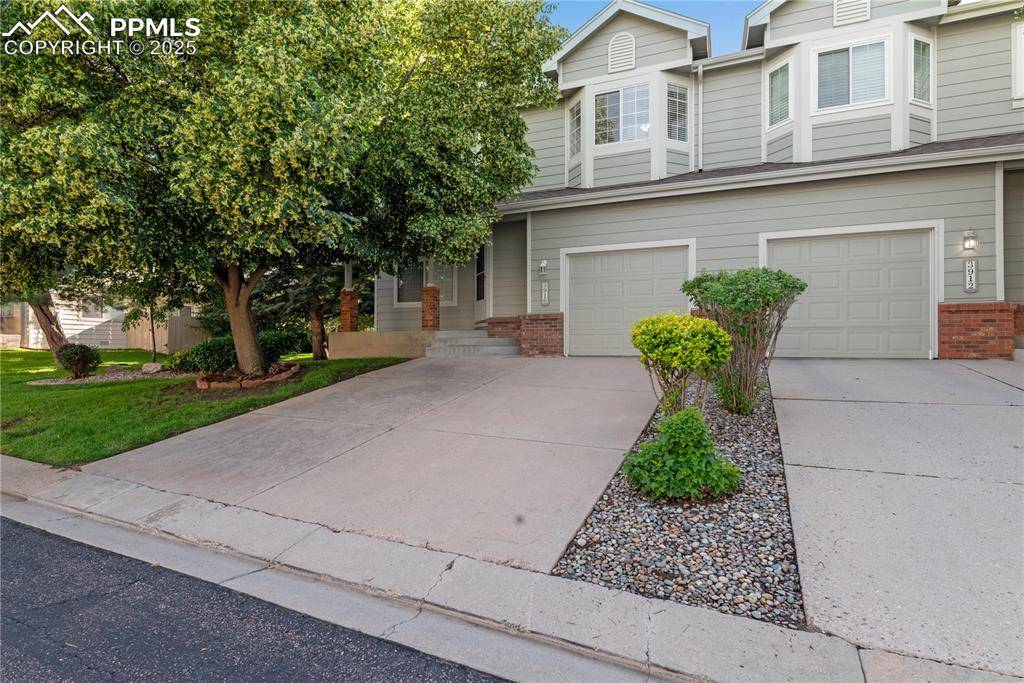 3916 Nicki HTS, Colorado Springs, CO 80906