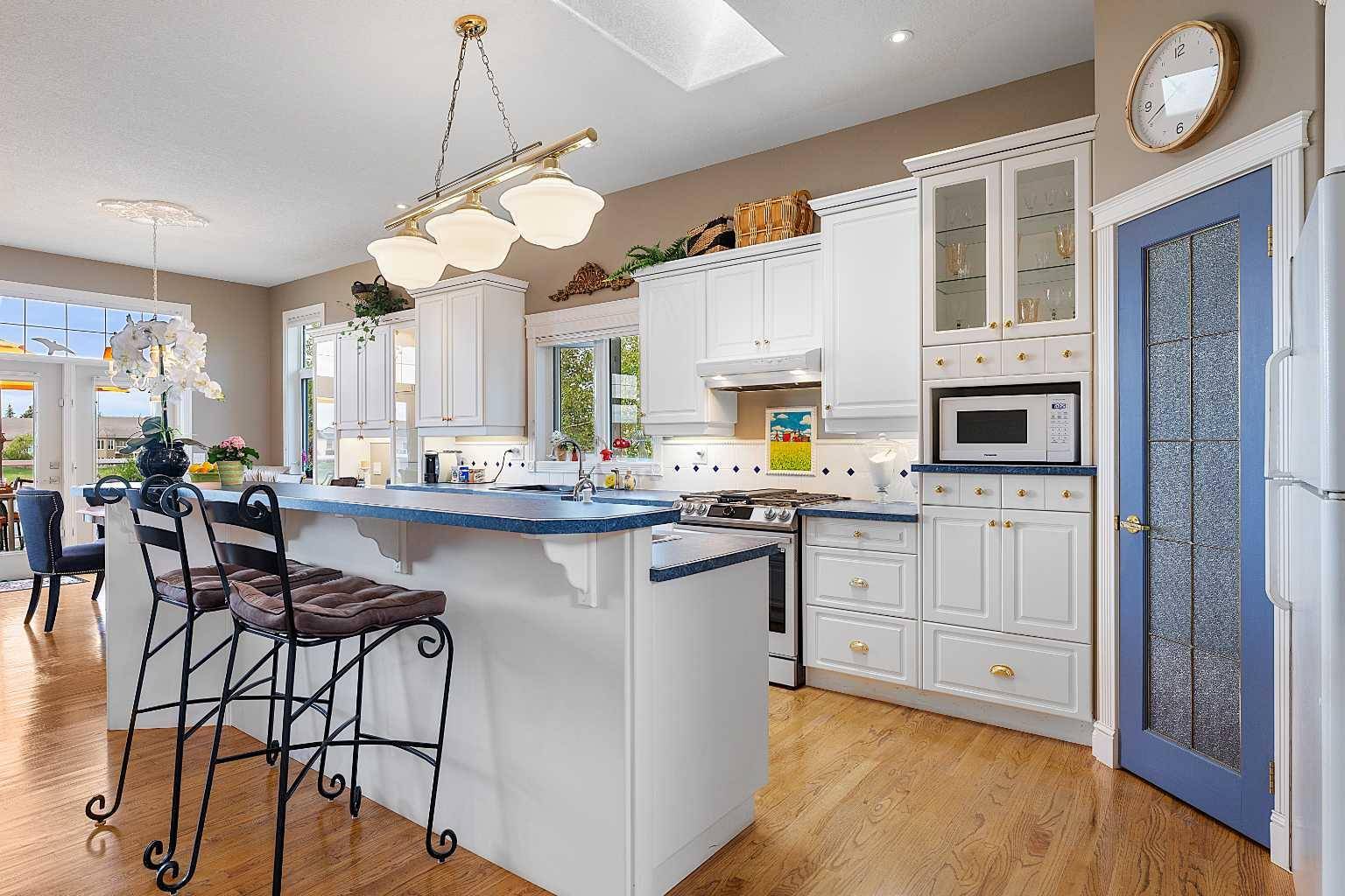 Olds, AB T4H 1W2,15 Park LN