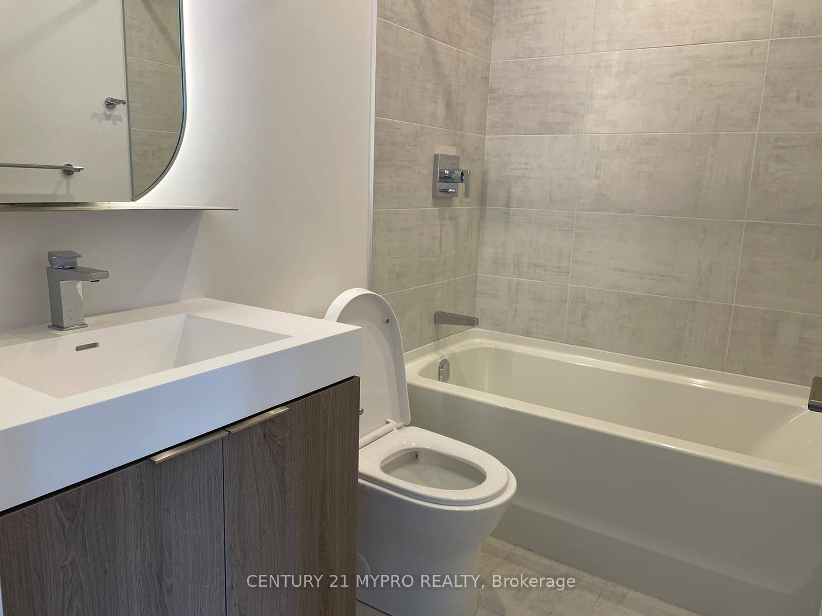 Toronto C14, ON M2N 0L4,15 Holmes AVE #1909