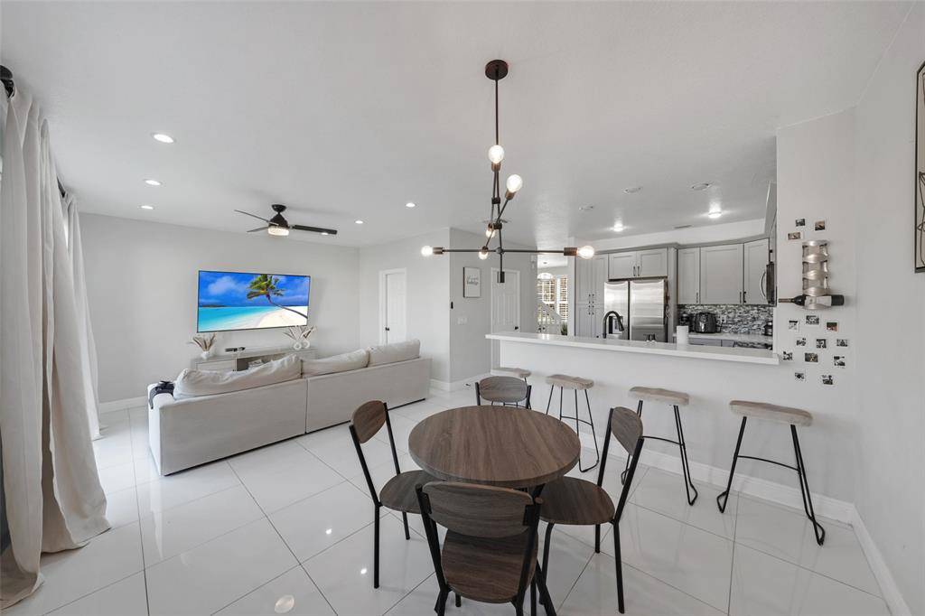 3220 NW 32nd Terr, Oakland Park, FL 33309