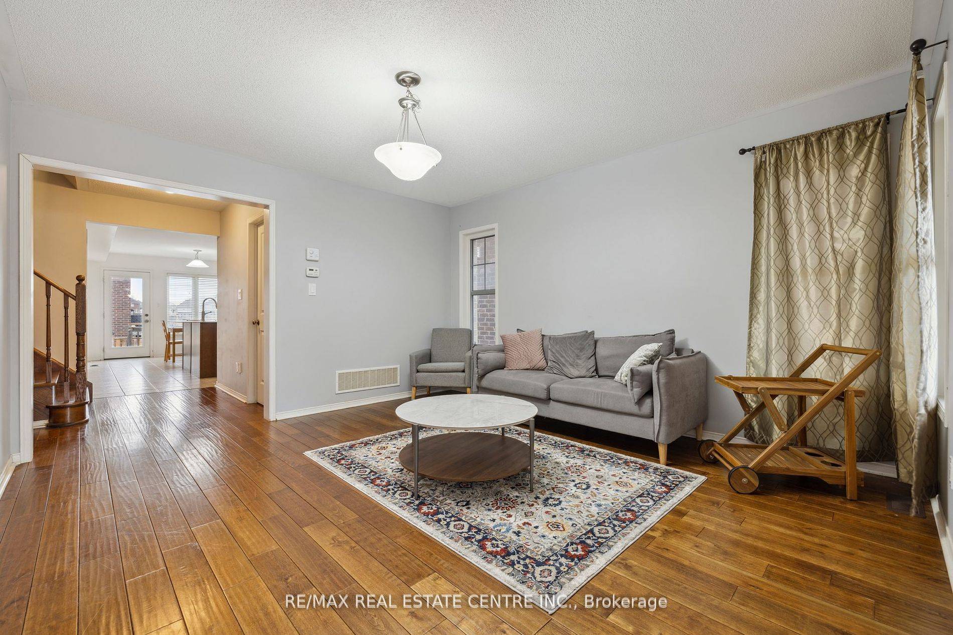 New Tecumseth, ON L9R 0M4,17 Treetops BLVD