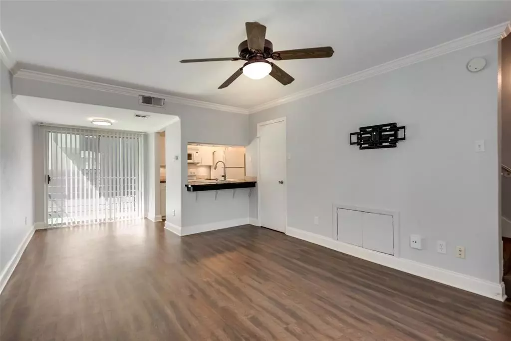 Dallas, TX 75219,4211 Holland Avenue #203