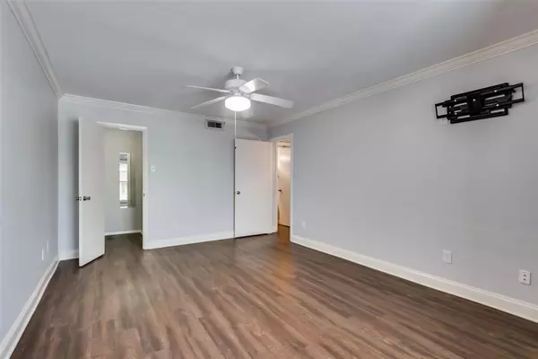 Dallas, TX 75219,4211 Holland Avenue #203