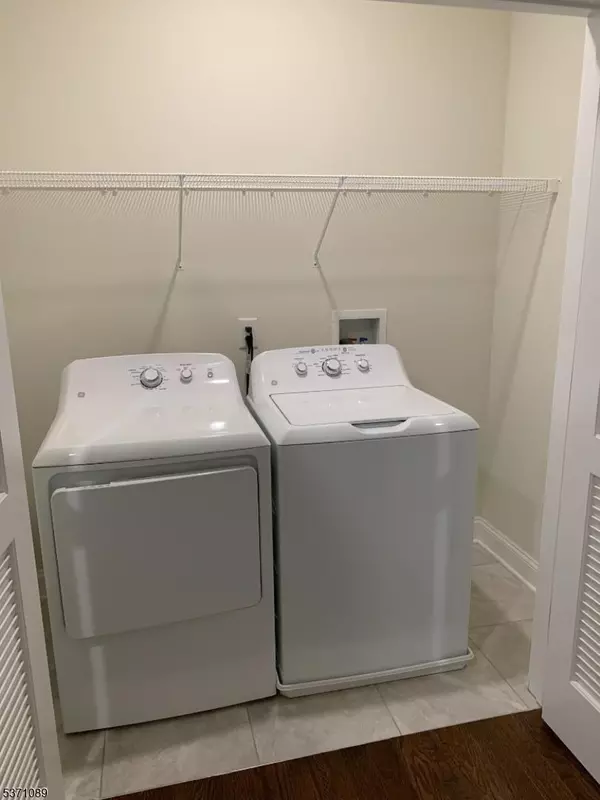 Westfield Town, NJ 07090,339 W Broad St. Unit 304 #304