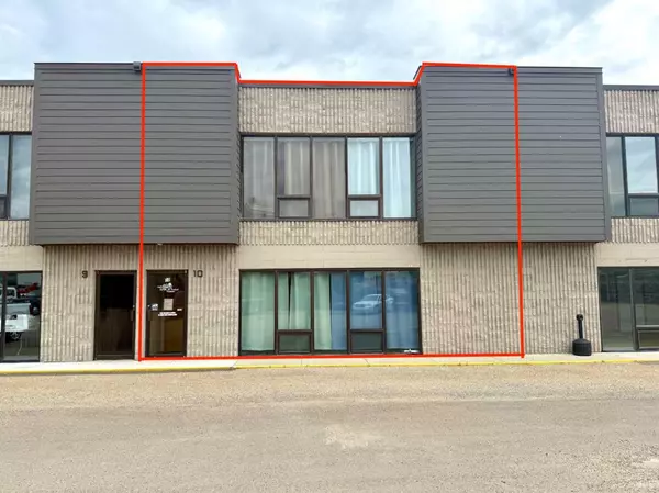 5112 47 AVE #10, Innisfail, AB T4G 1P5