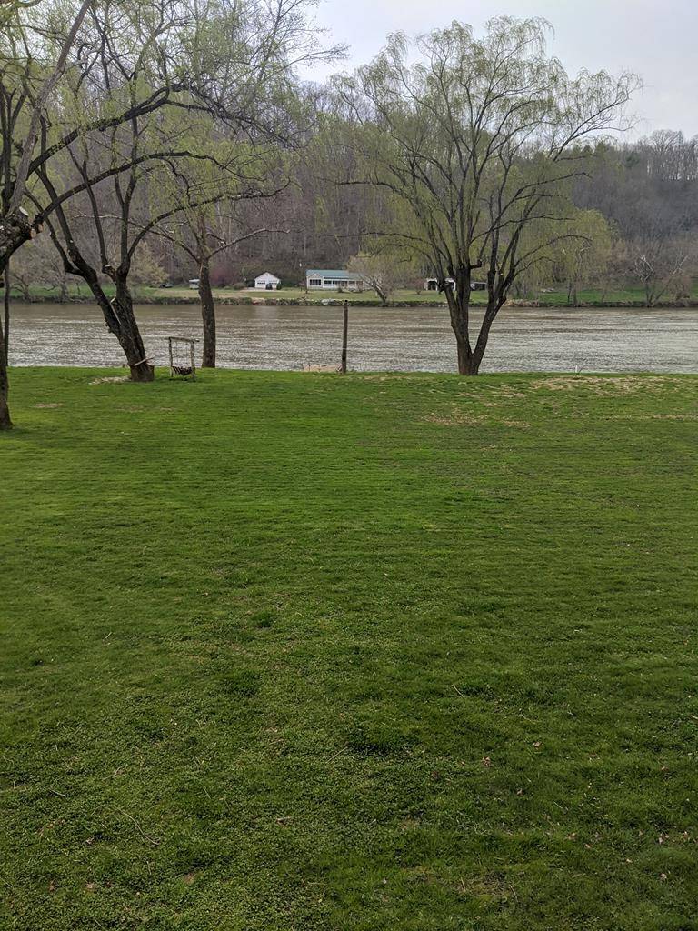 Hiwassee, VA 24347,1769 Julia Simpkins Road