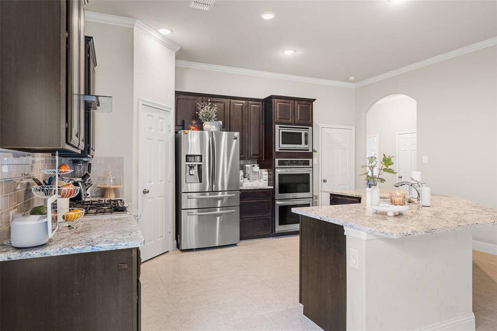 Dallas, TX 75235,5626 Riverside Drive