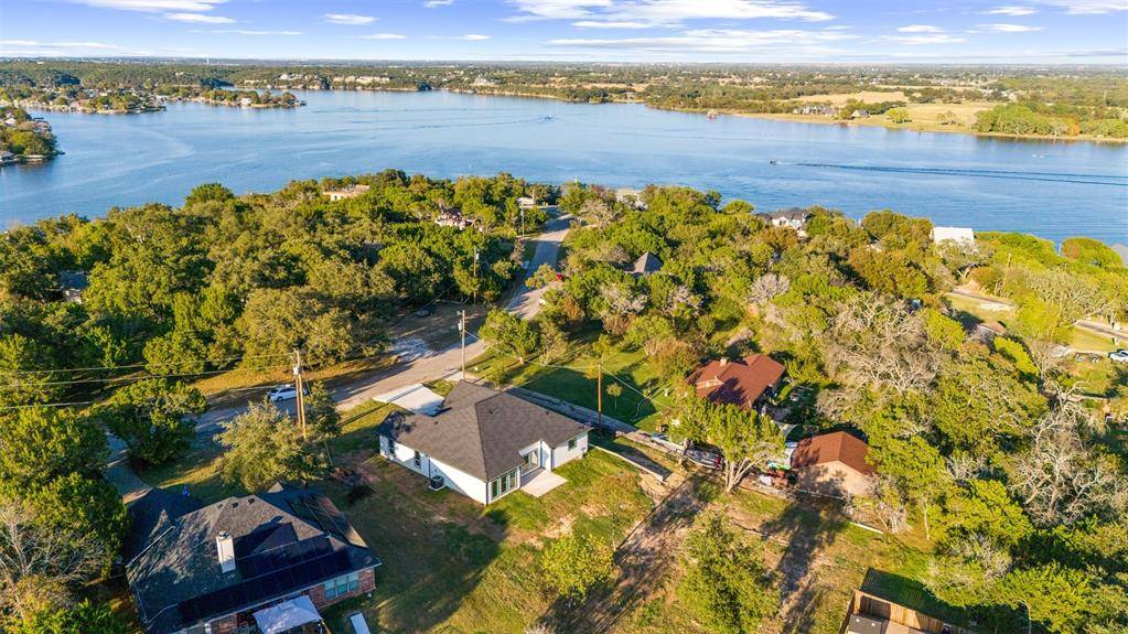 Granbury, TX 76048,1621 S Chisholm Trail