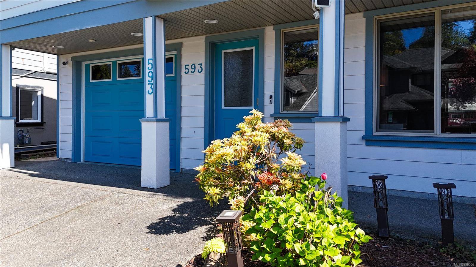 Langford, BC V9B 6T5,593 Kingsview Ridge