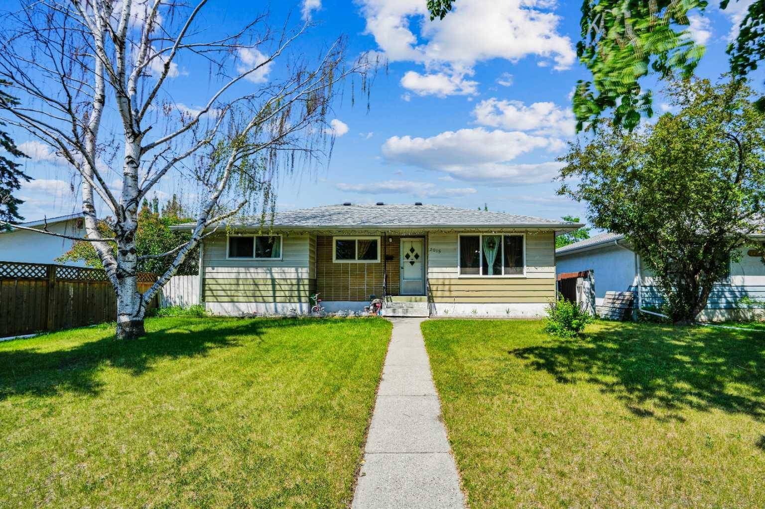 Calgary, AB T2B 0T5,2015 33 ST SE