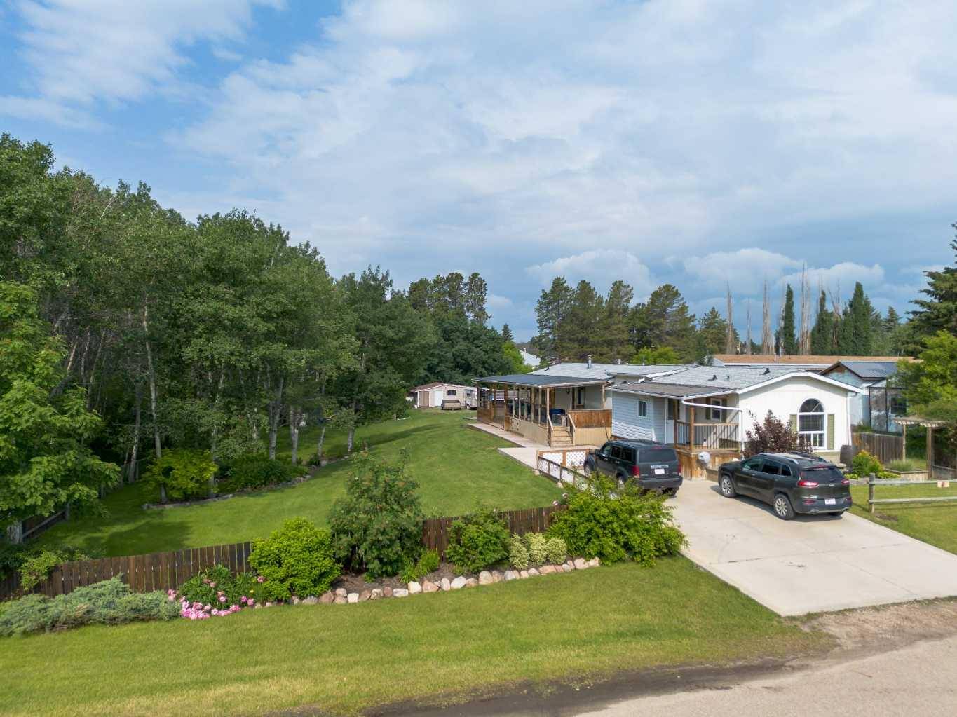 1830 24 Ave, Delburne, AB T0M 0V0