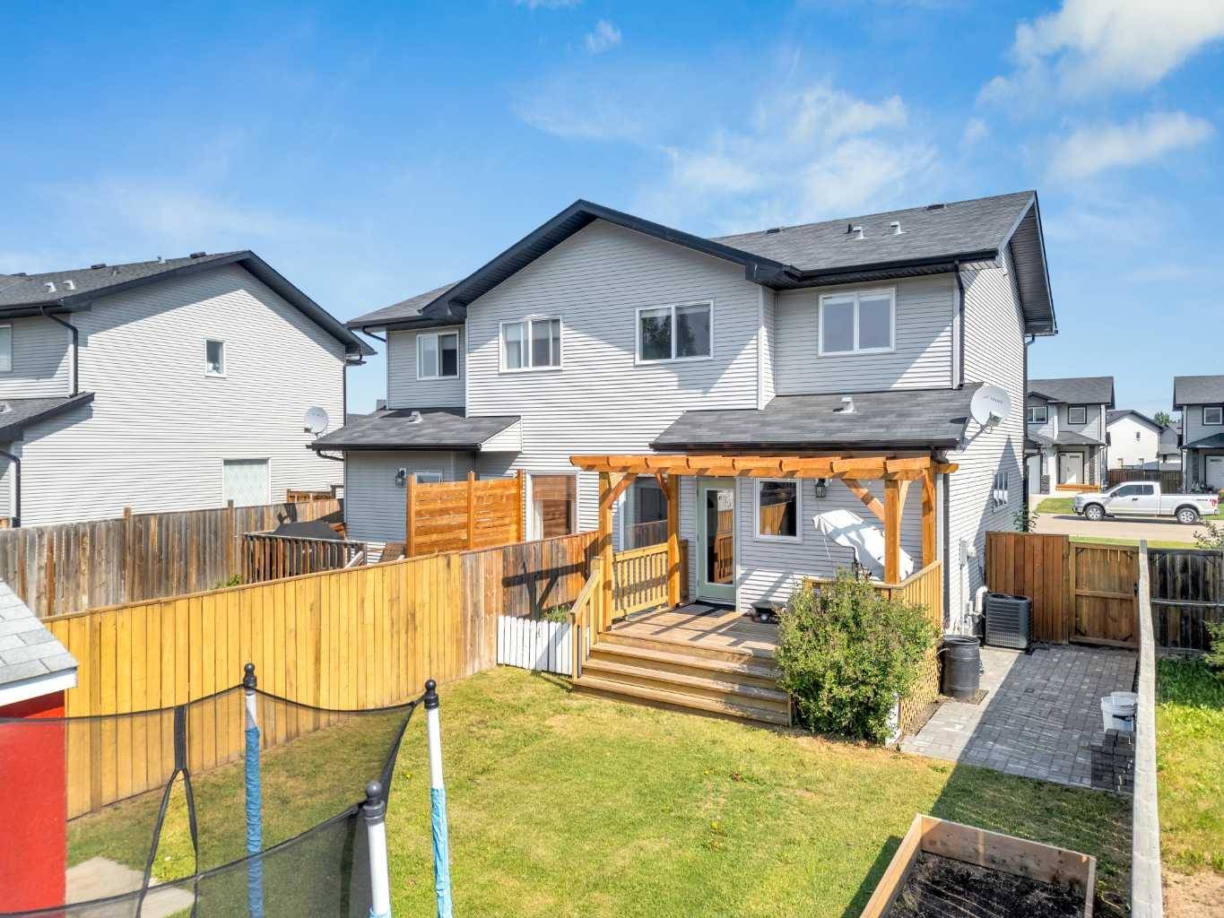Blackfalds, AB T4G 0G5,33 Piper Close
