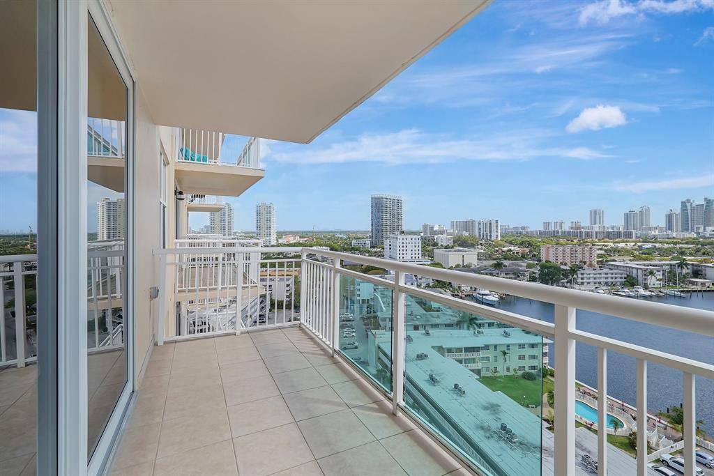Hallandale Beach, FL 33009,437 Golden Isles Dr #15G