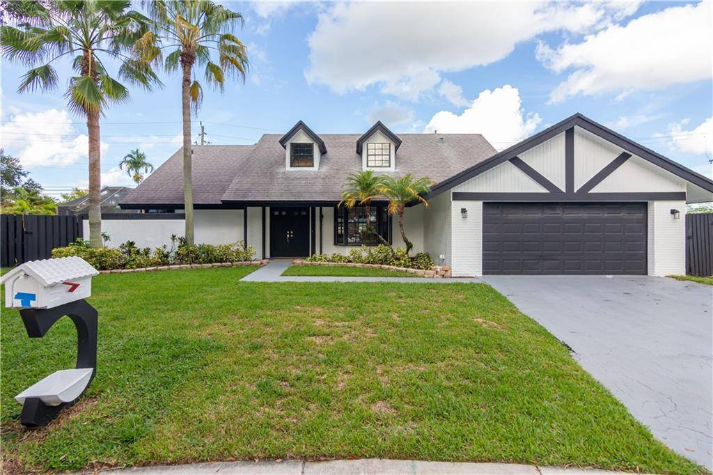 8645 SW 57th Mnr, Cooper City, FL 33328