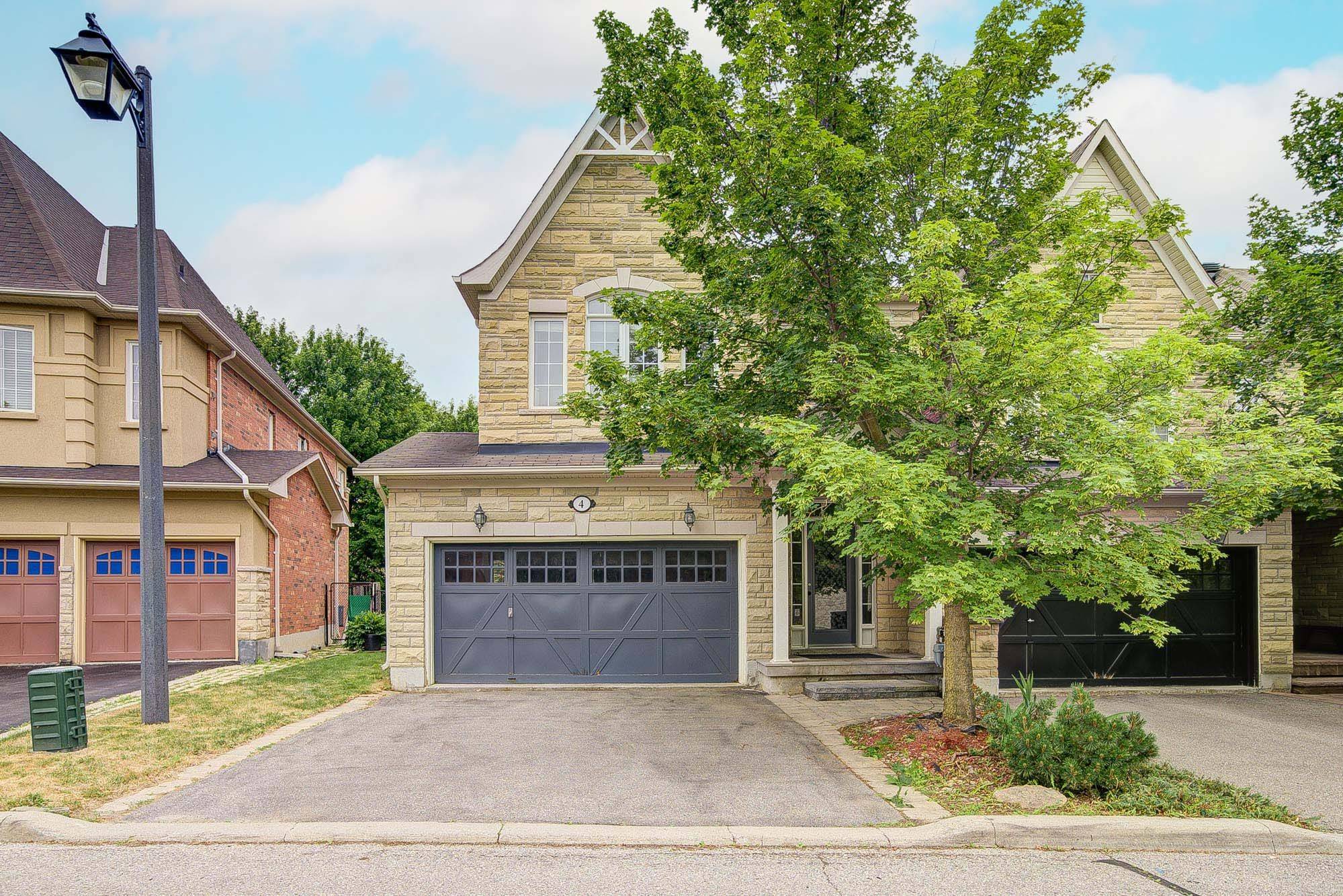 280 Paradelle DR #4, Richmond Hill, ON L4E 0C9