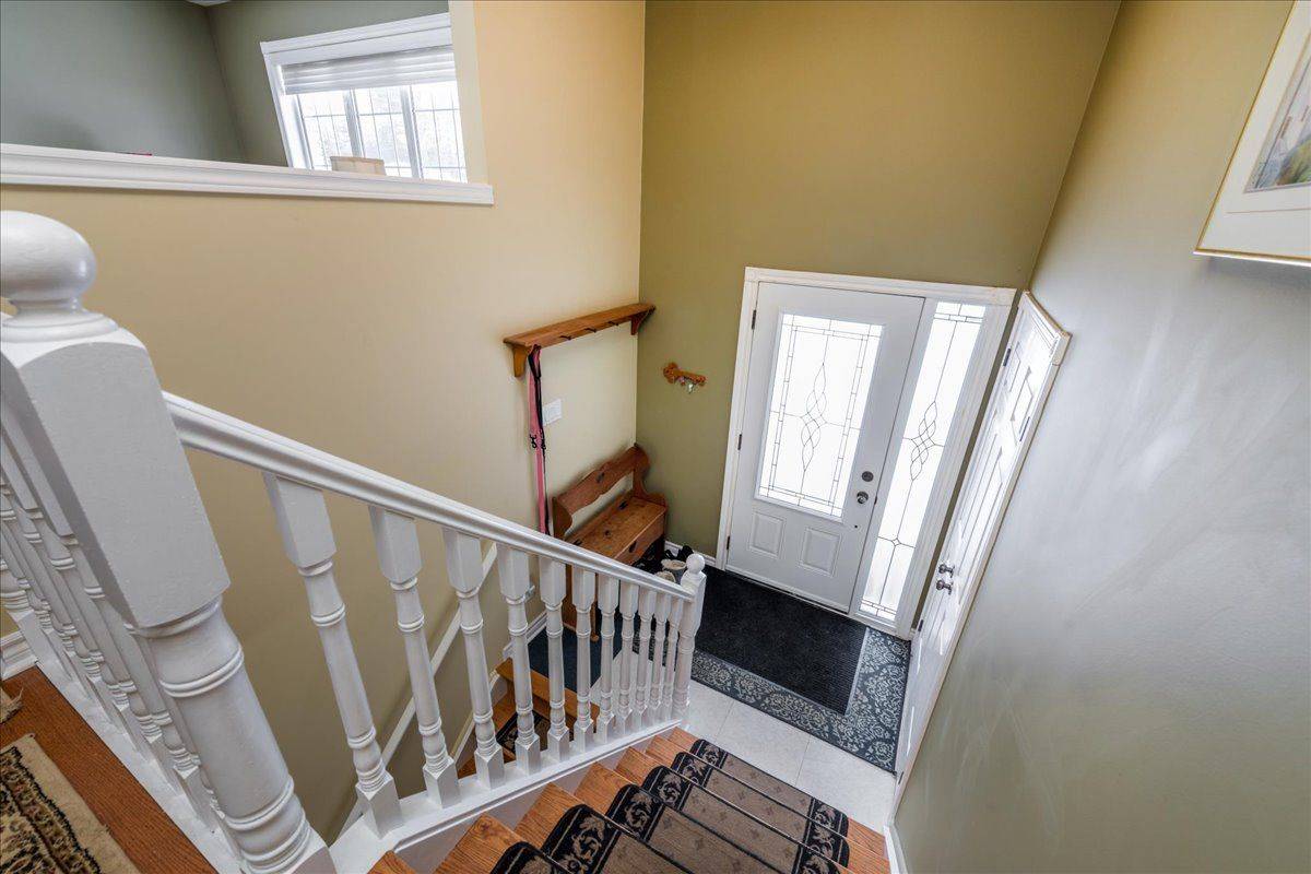 Wasaga Beach, ON L9Z 1L2,15 Lisbon CT