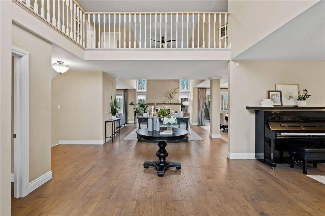Burlington, ON L7P 3X1,1103 Crofton WAY