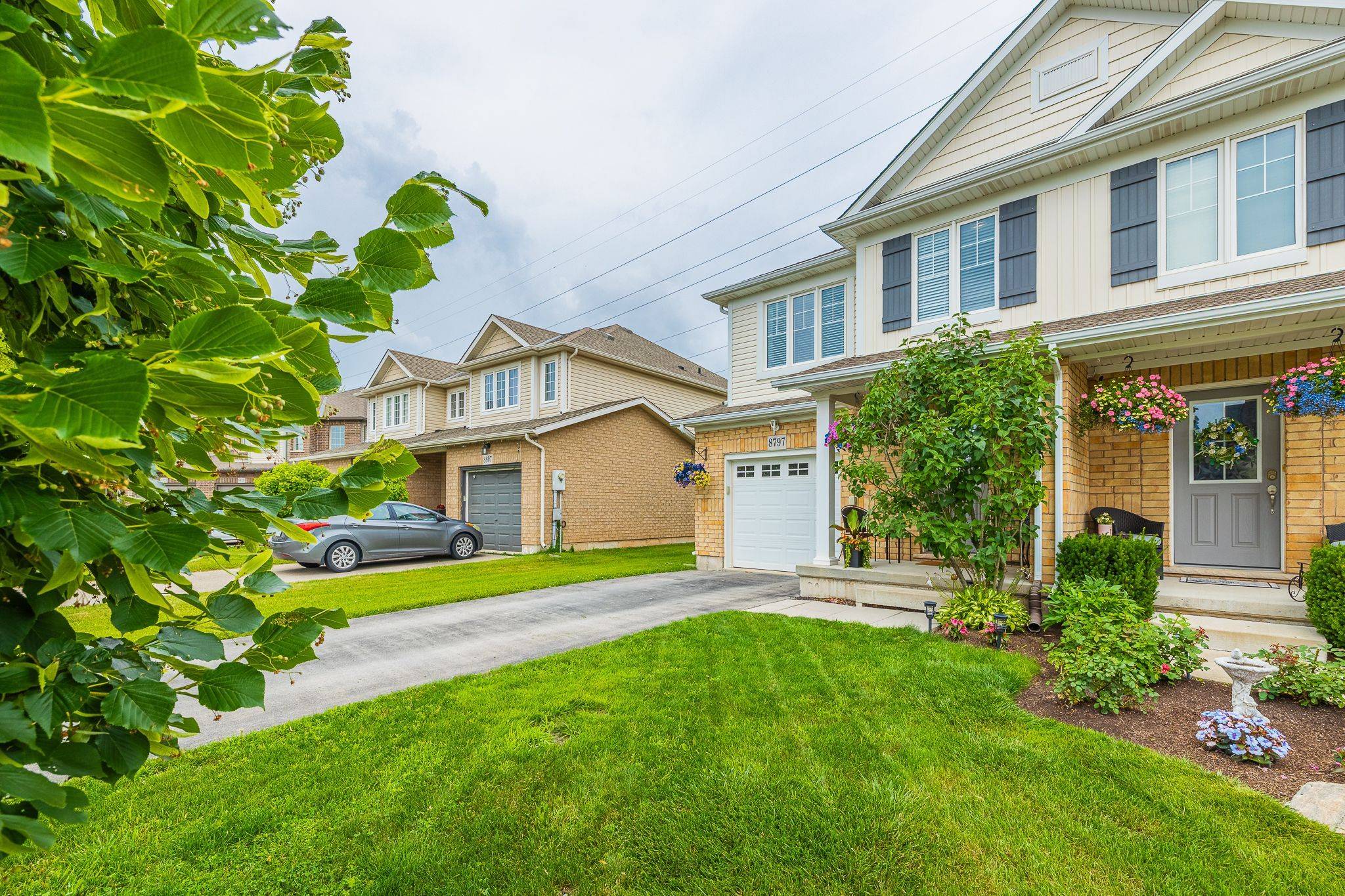 Niagara Falls, ON L2H 0B1,8797 SILVERSTAR CT
