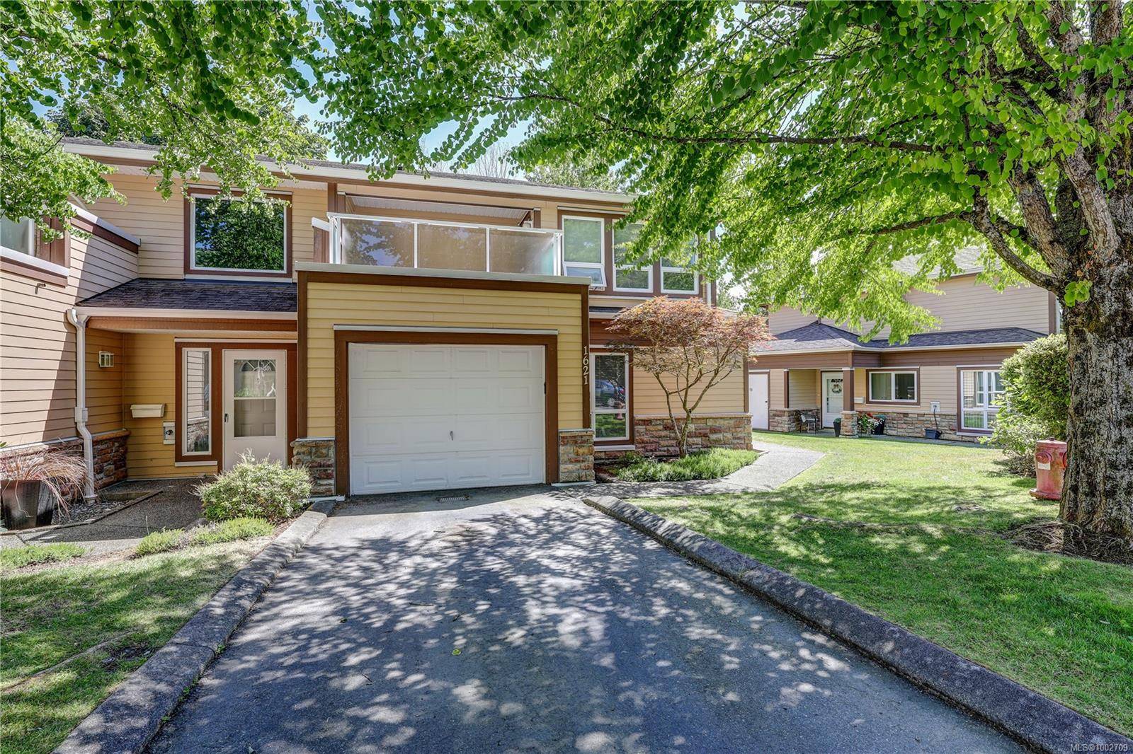 1621 Creekside Dr, Nanaimo, BC V9S 5V8