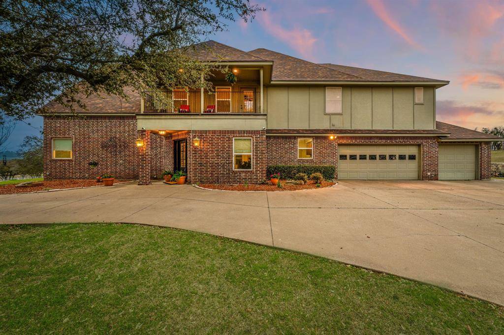 Granbury, TX 76049,2710 Bob White Drive