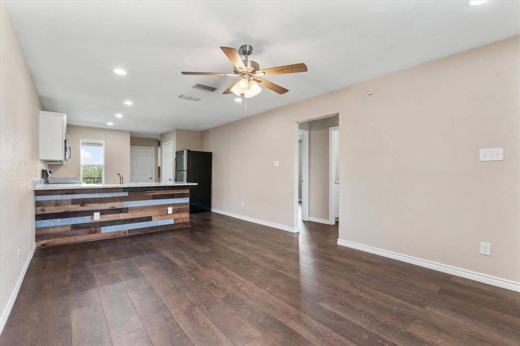 Cleburne, TX 76033,1406 Courtney Place #C