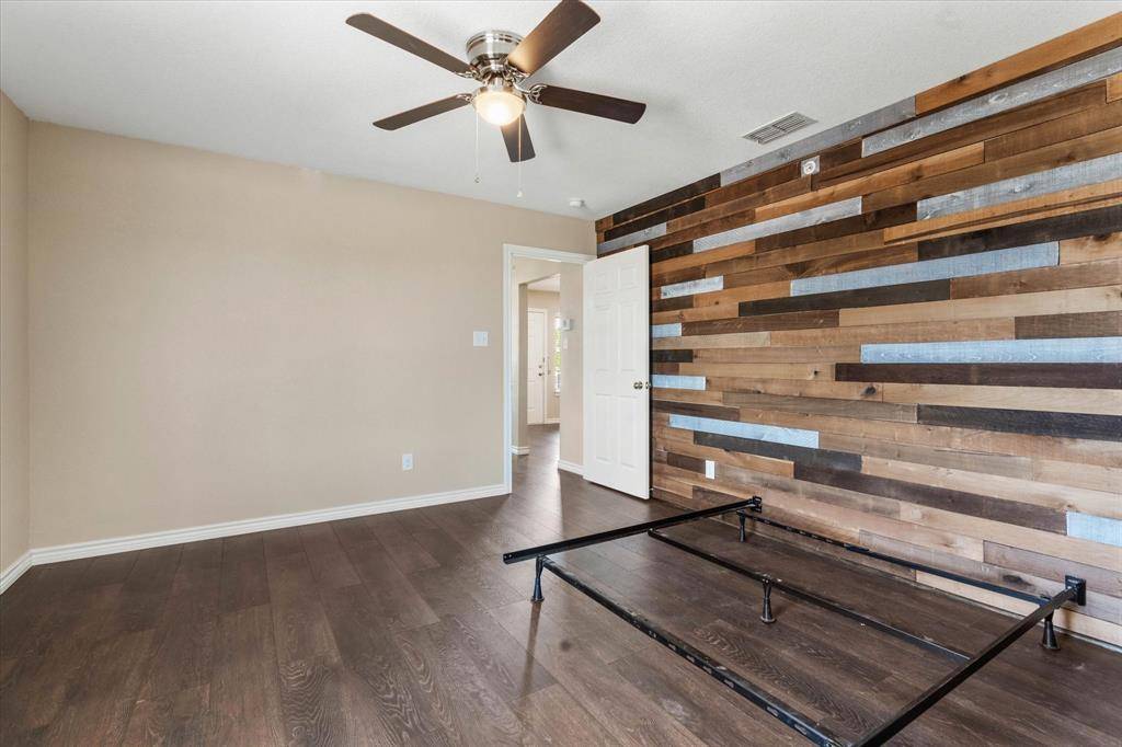 Cleburne, TX 76033,1406 Courtney Place #C