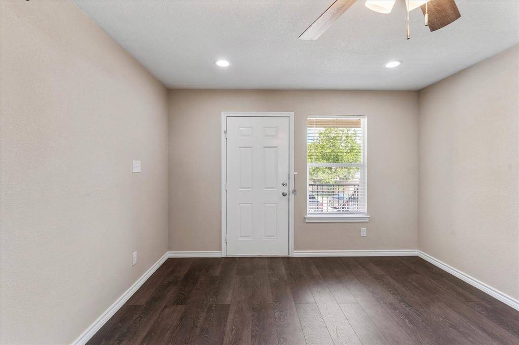 Cleburne, TX 76033,1406 Courtney Place #C