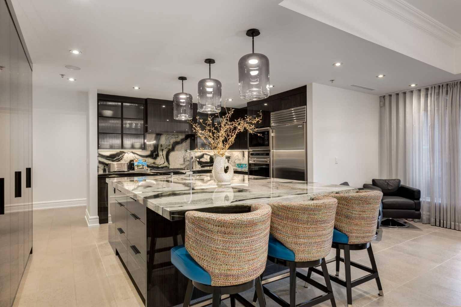 Calgary, AB T2P 5N4,600 Princeton WAY SW #207