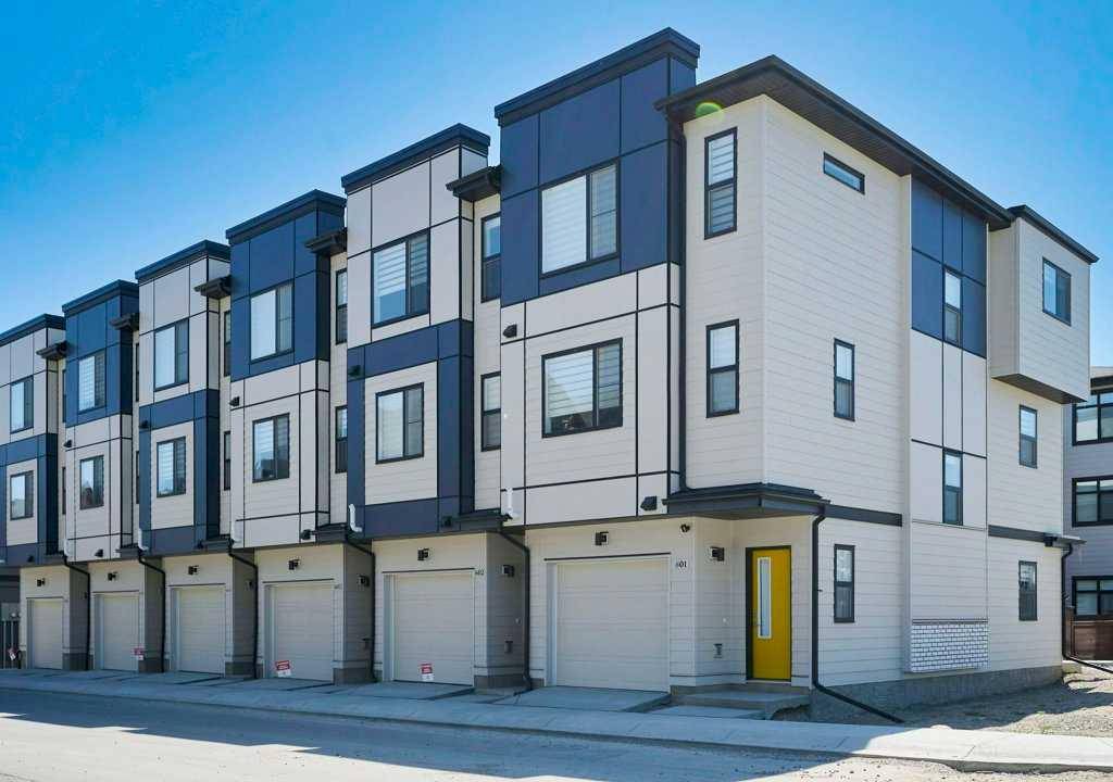 Calgary, AB T3M 3Y8,550 Seton CIR Southeast #401