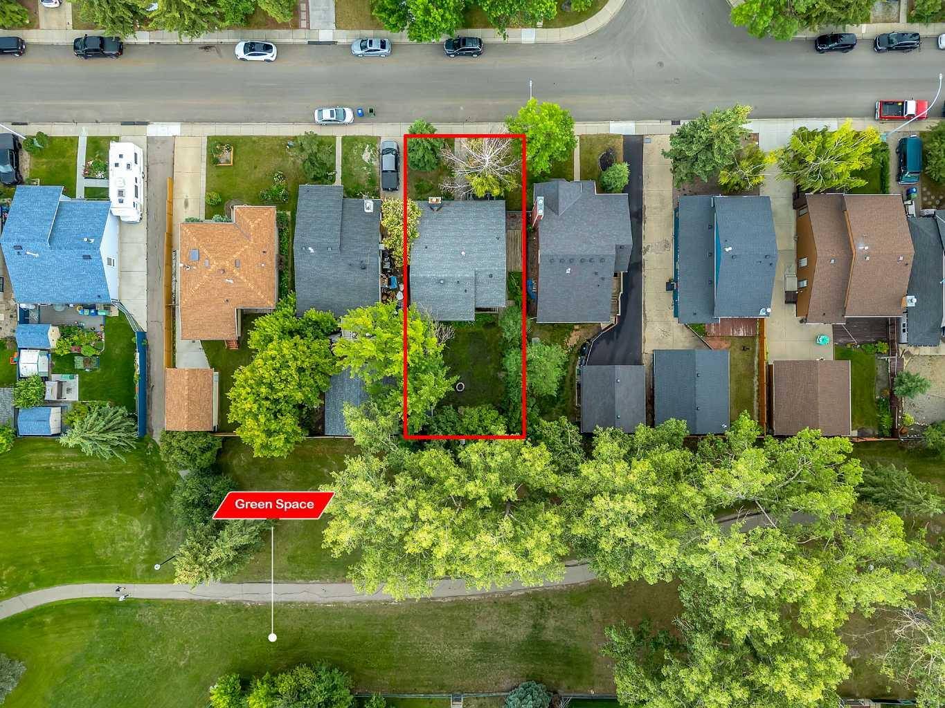 Airdrie, AB T4A1Y1,36 Marquis PL Southeast
