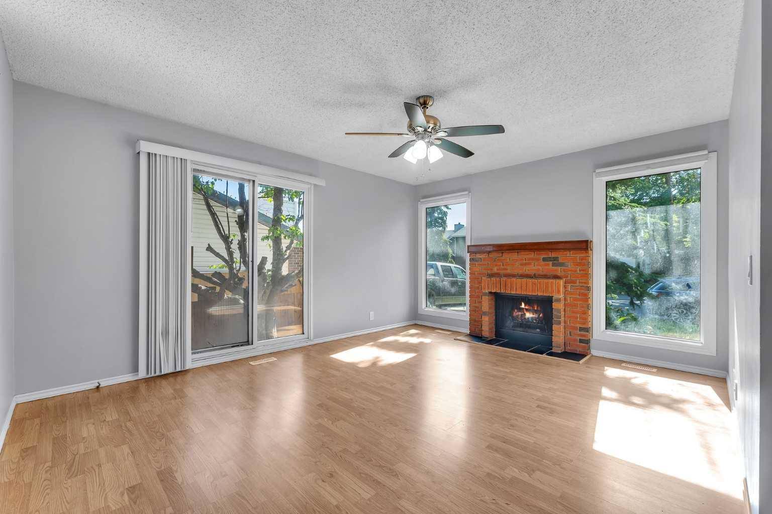 Airdrie, AB T4A1Y1,36 Marquis PL Southeast