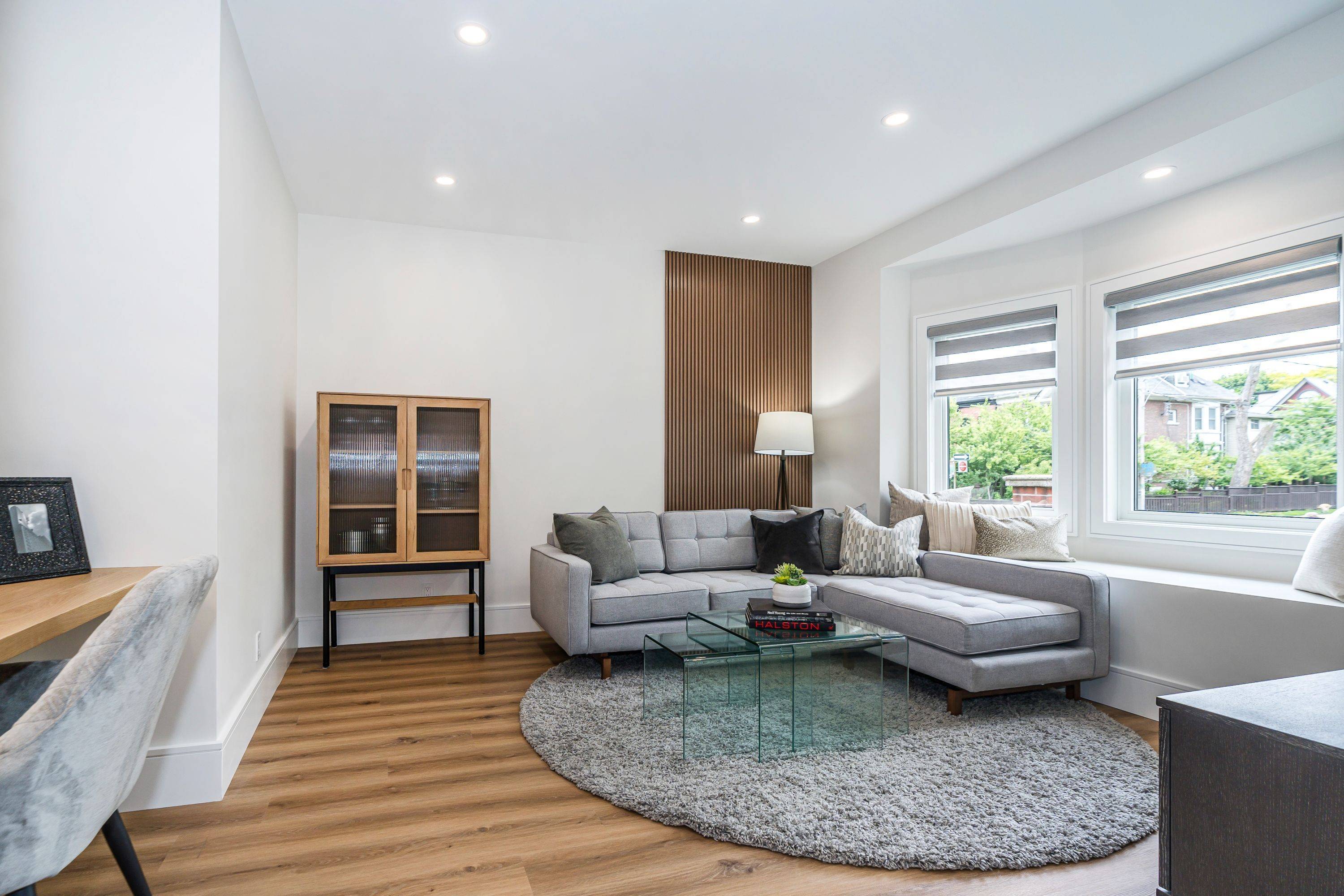 202 Rusholme RD #1, Toronto C01, ON M6H 2Y7