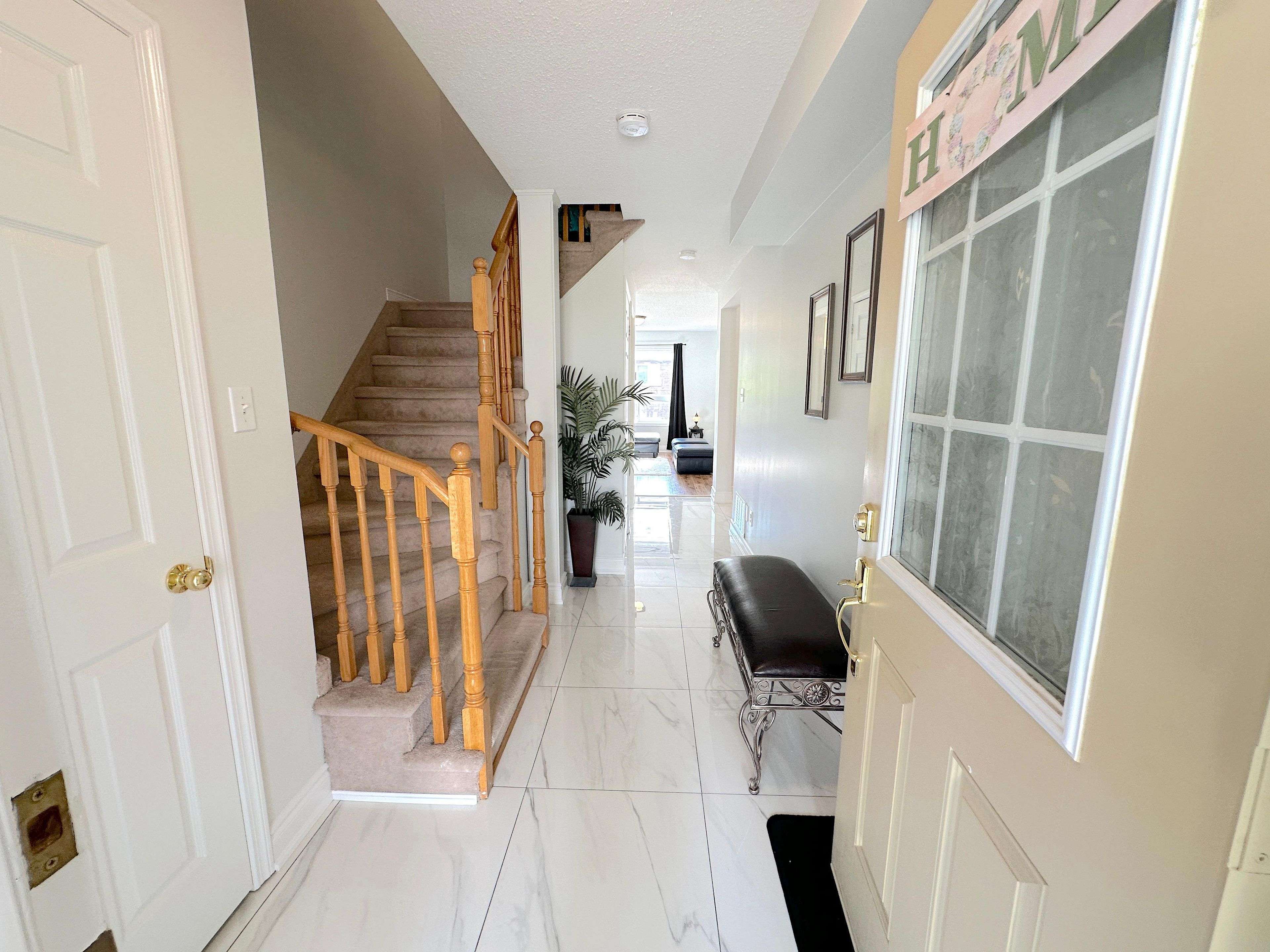 Oshawa, ON L1K 0E8,1087 Ormond DR #48