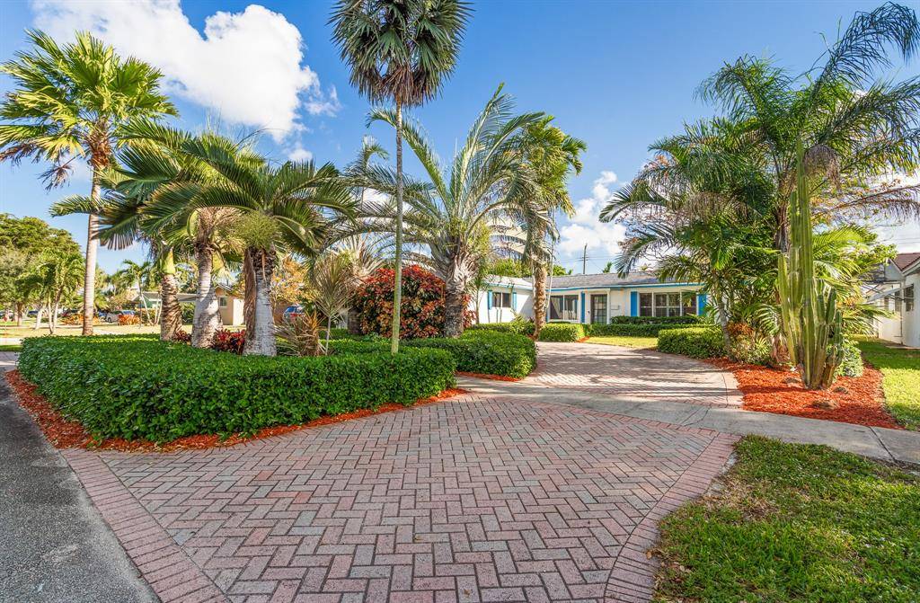 Hollywood, FL 33021,4308 Van Buren St