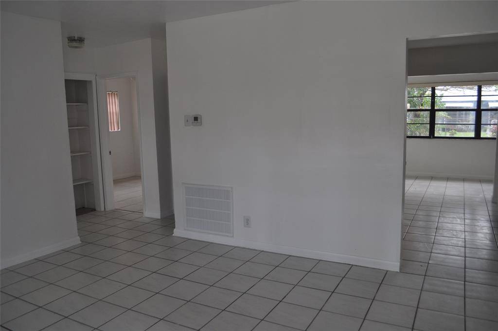 Hollywood, FL 33024,6930 Liberty St