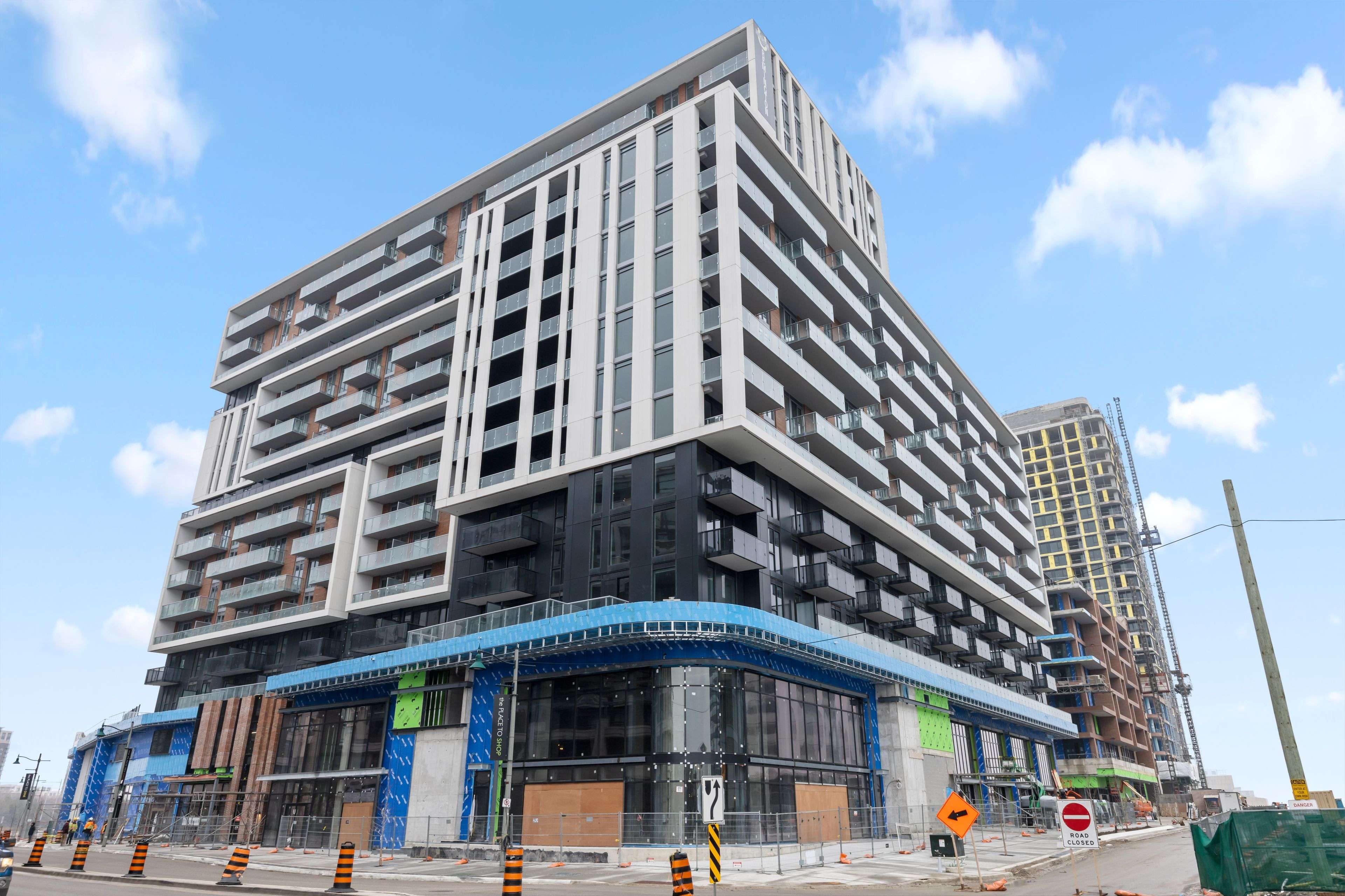 Markham, ON L6G 0H5,8119 Birchmount RD #603