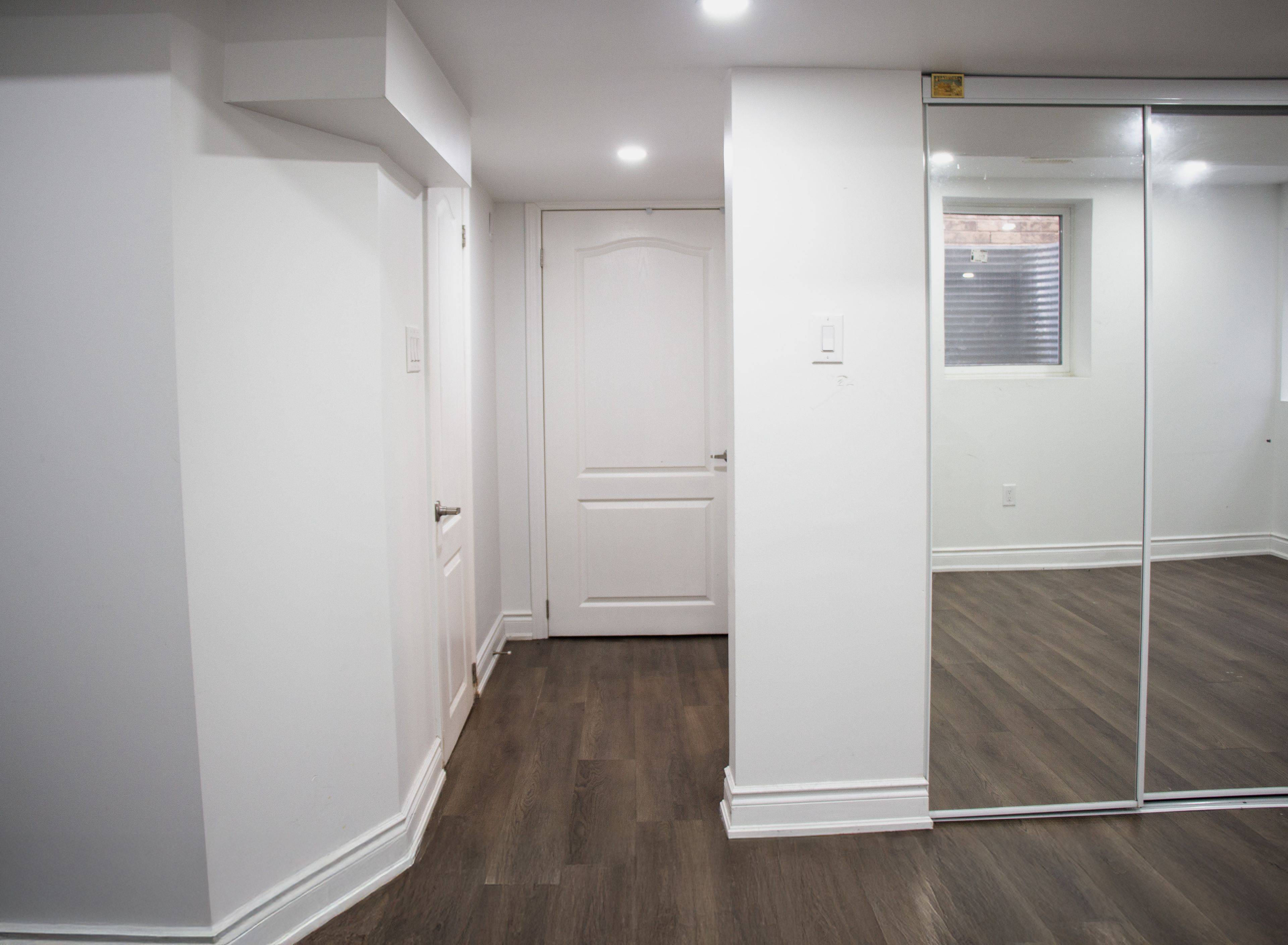 Milton, ON L9T 6X2,1204 McMullen (Basement) CRES