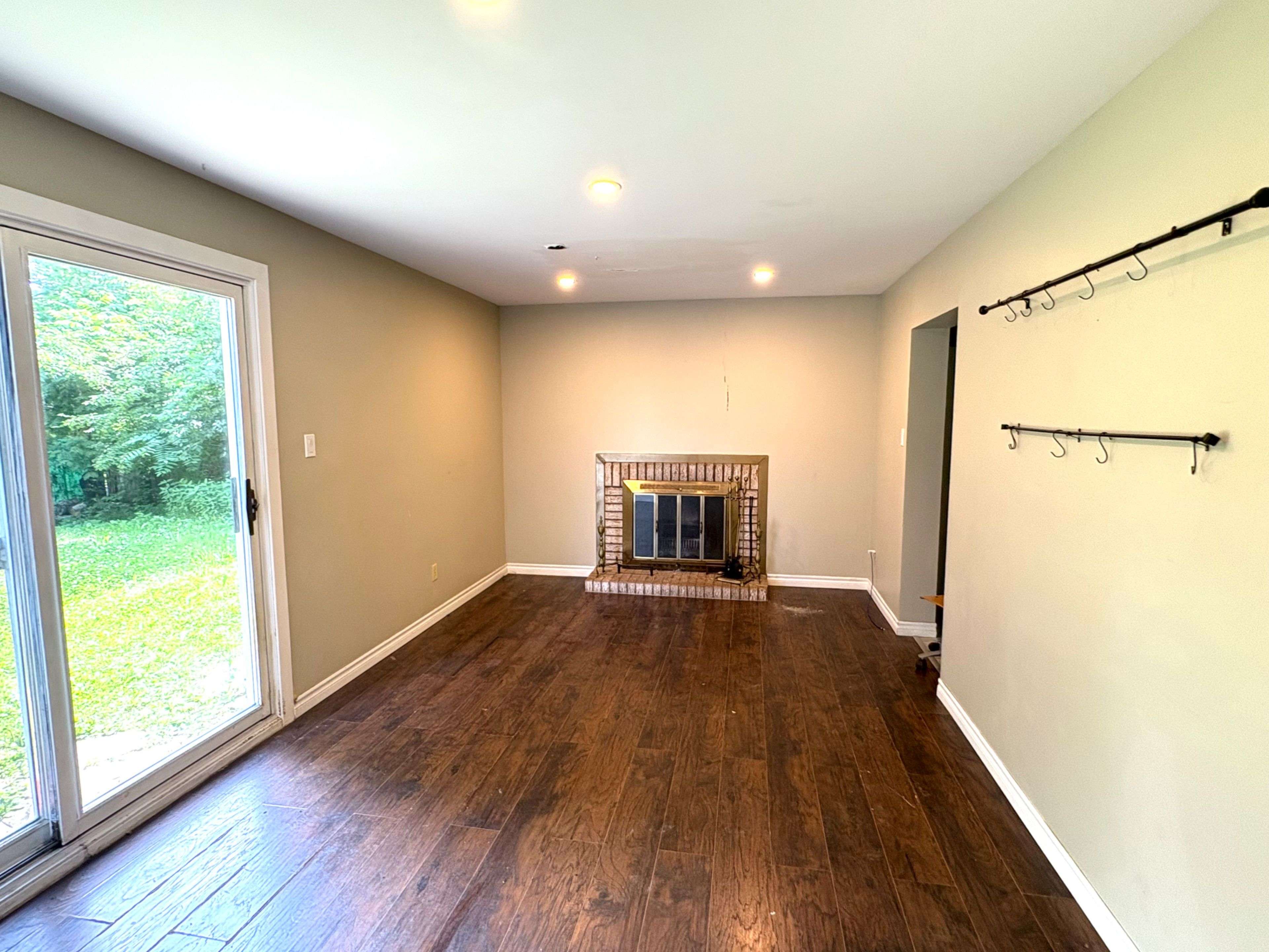 Beacon Hill North - South And Area, ON K1J 7A8,646 INGRAM CRES
