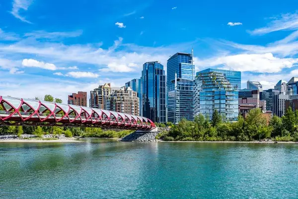 Calgary, AB T2P 5N4,600 Princeton WAY SW #207